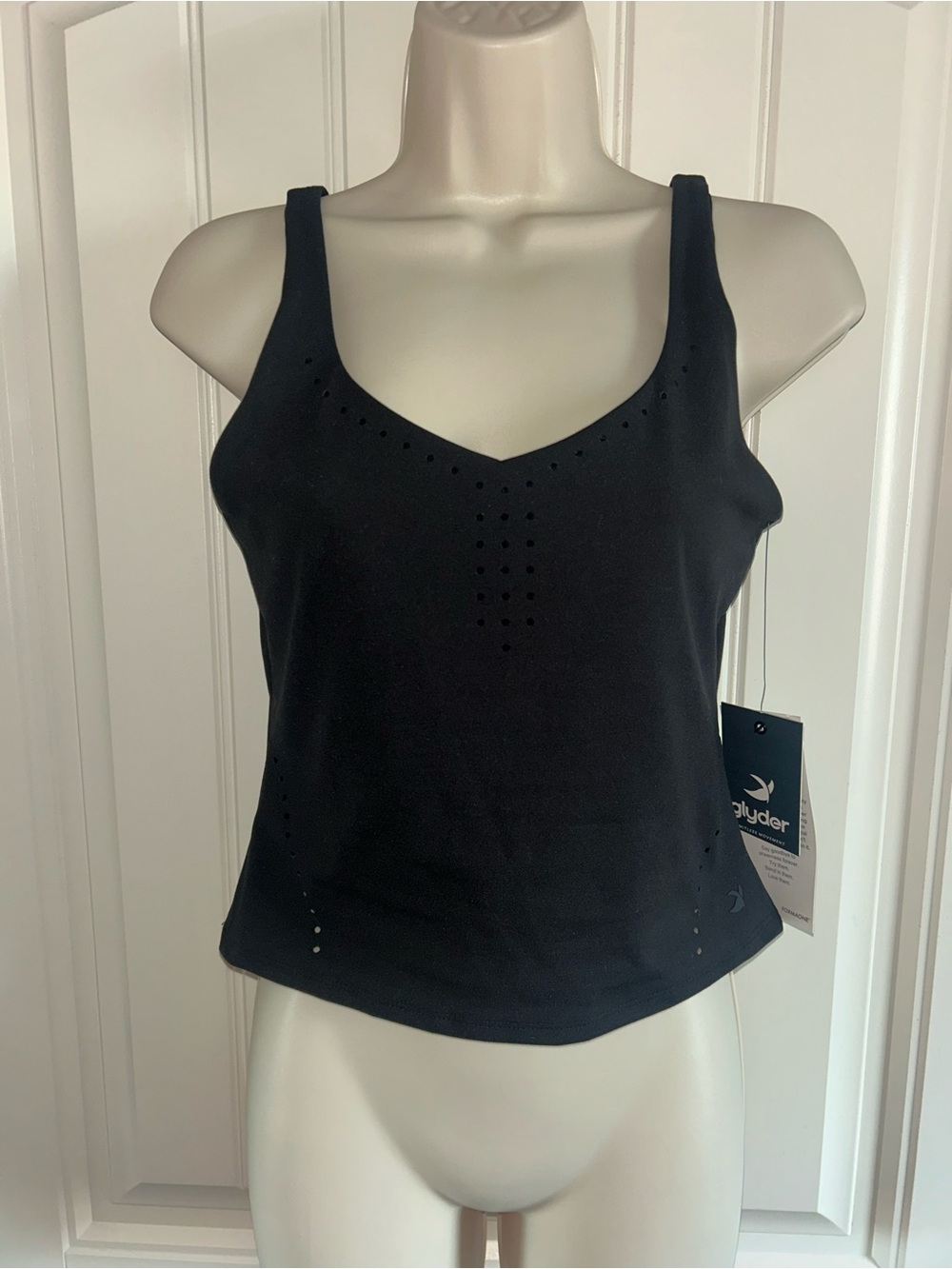 NWT Glyder Black Perforated V-Neck Workout Tank Built in Bra Sz S